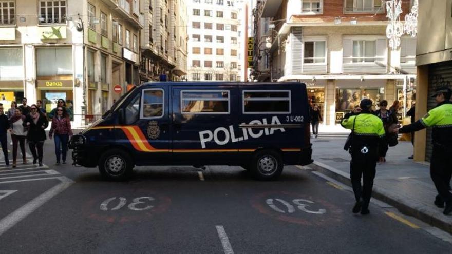 La policía blinda la «mascletà»