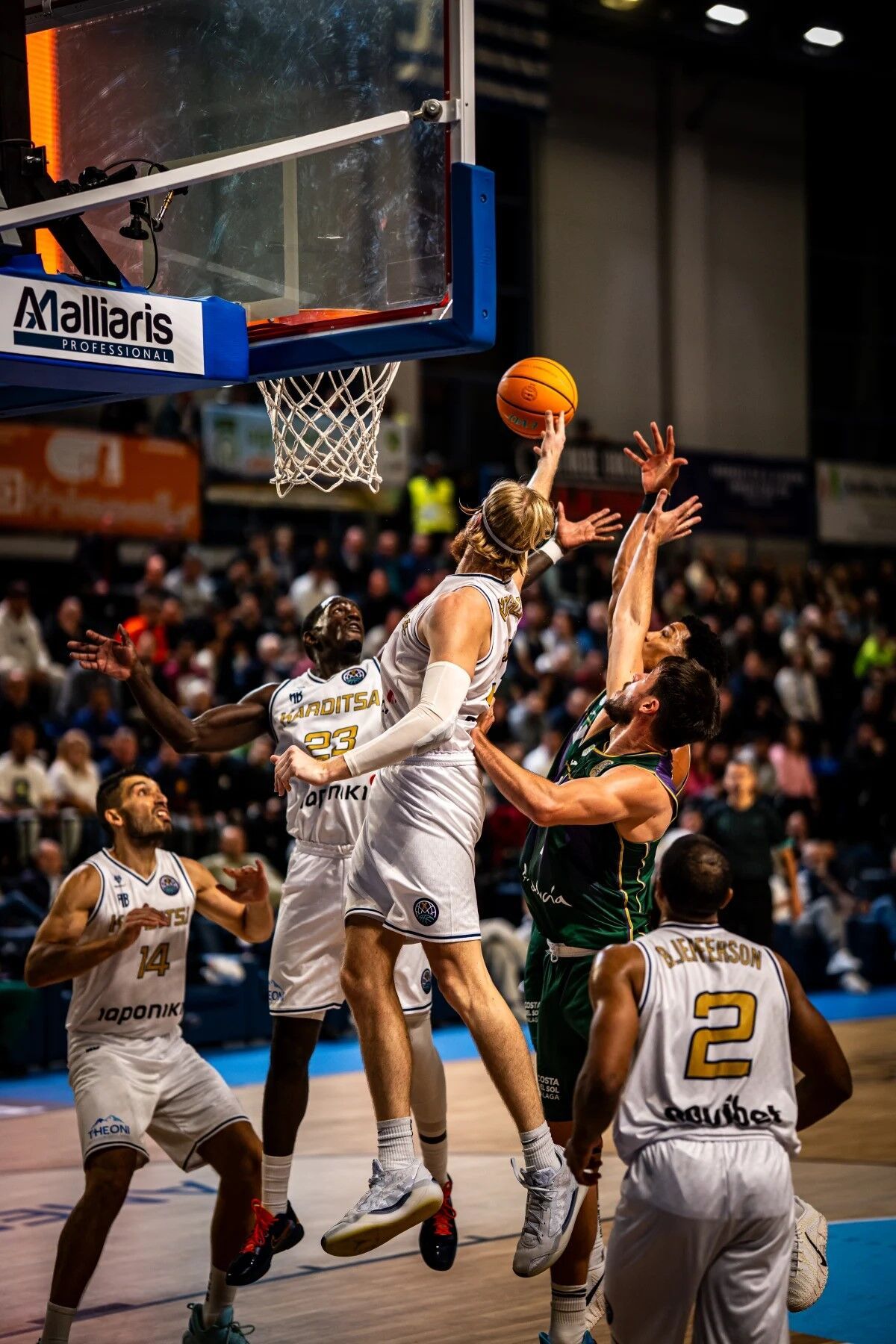 Encuentro disputado entre el Karditsa Laponiki y el Unicaja