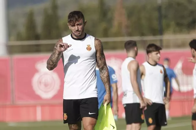 Entrenamiento con Maffeo y sin Dani Rodríguez en Son Bibiloni