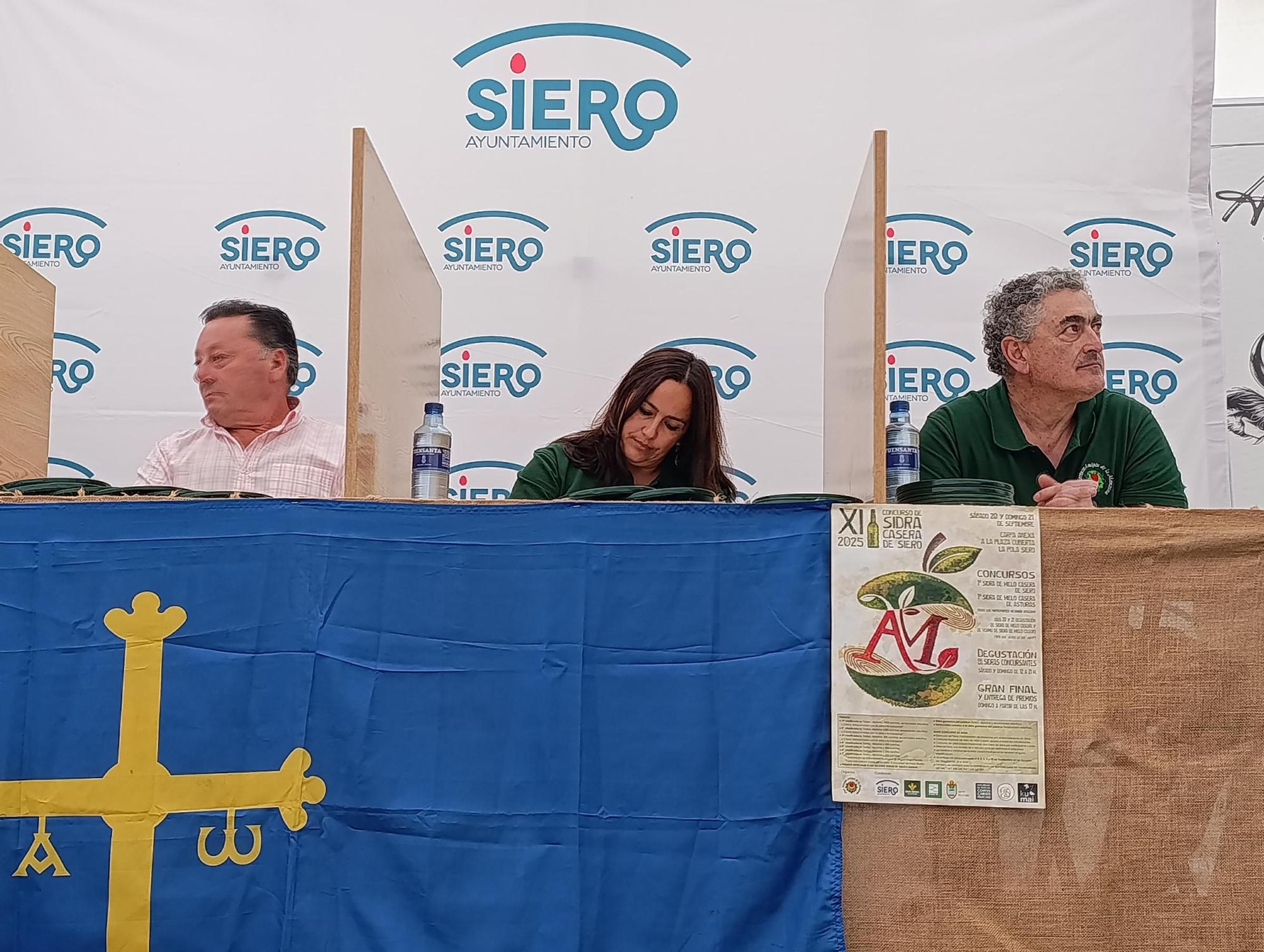 Miguel Ángel Pereda y José Manuel Sánchez, ganadores de los concursos de sidra de Agrosiero