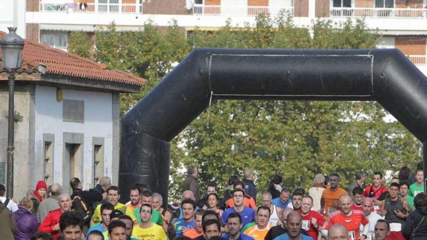 Participantes en la carrera del año pasado. // Jesús Regal