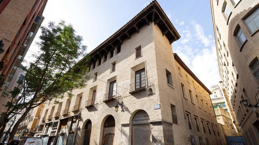 El Ayuntamiento de Zaragoza abre la puerta a reconvertir el palacio de Fuenclara en un hotel.