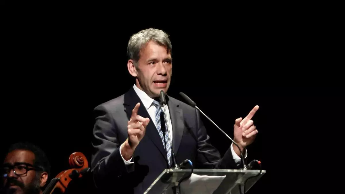 Rubén Amón elogia al maestro Esplá en el pregón de la Feria Taurina de Hogueras en Alicante