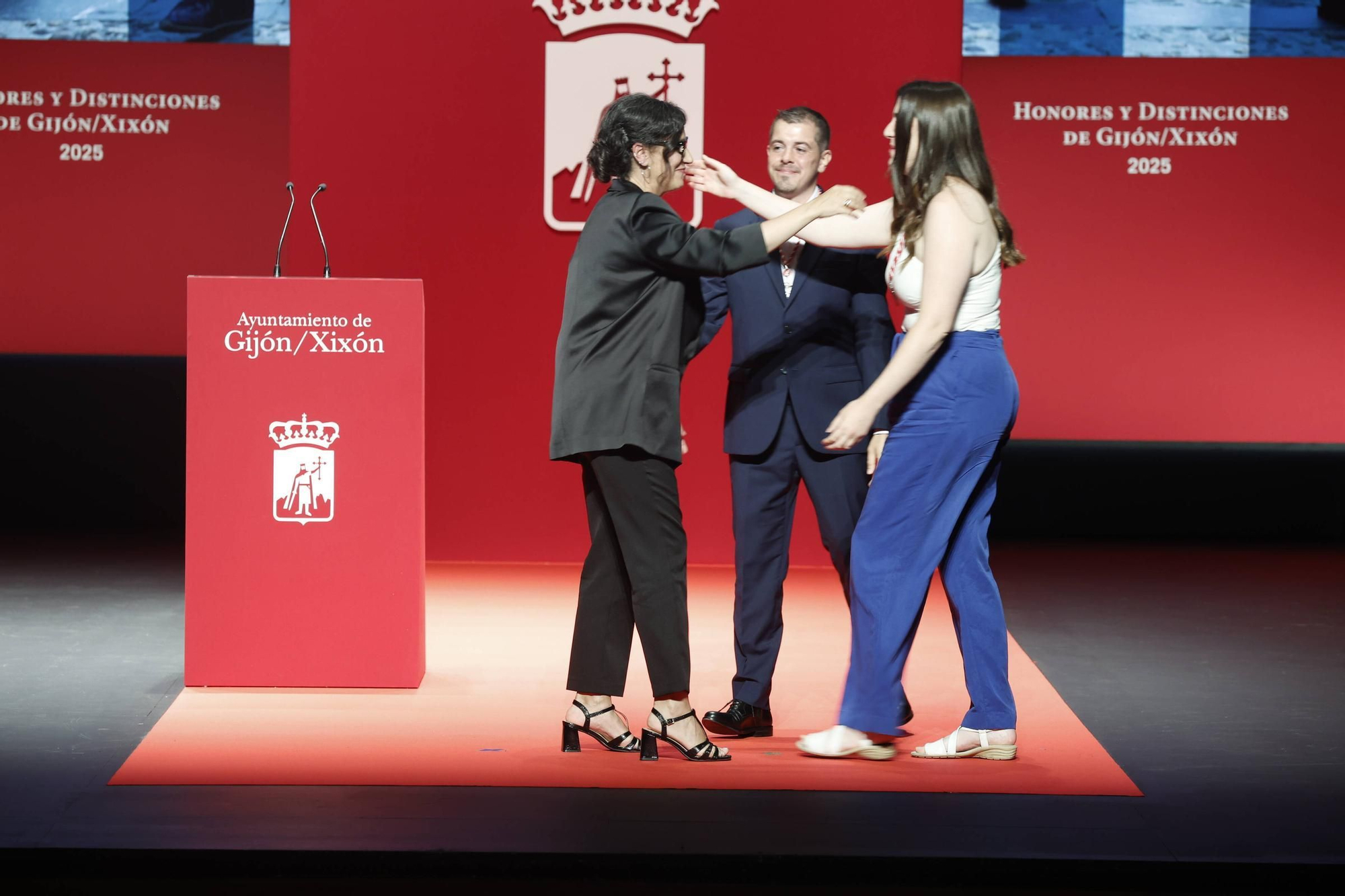La entrega de medallas y distinciones de Gijón, en imágenes