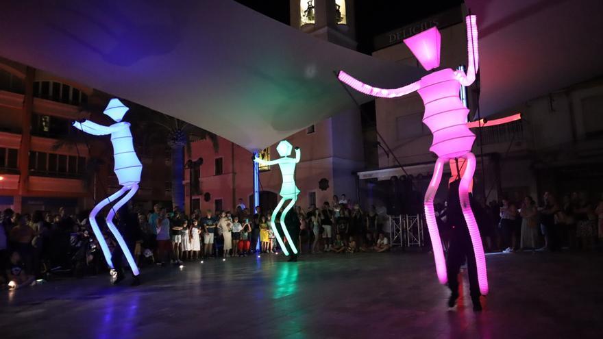 Marionetas de luz como colofón del SaldeCalle de San Pedro del Pinatar