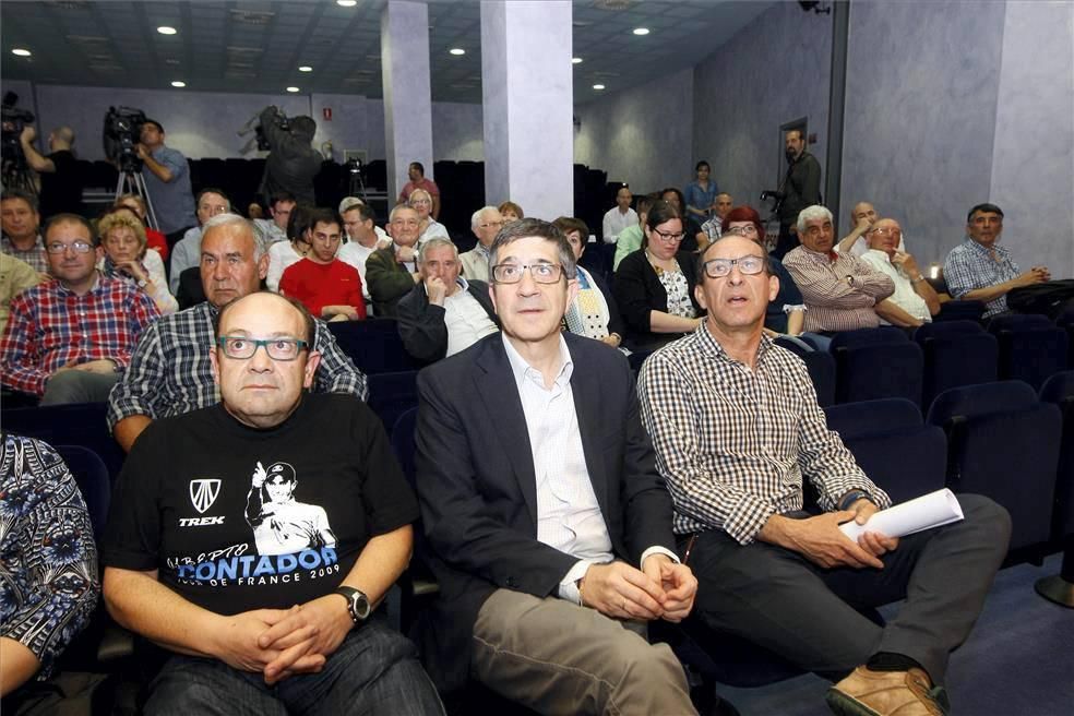 Visita de Patxi López a la sede del PSOE de Zaragoza