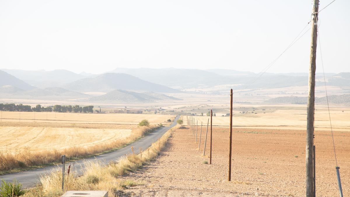 Carretera de conecta la pedanía Caravaqueño con la RM-730