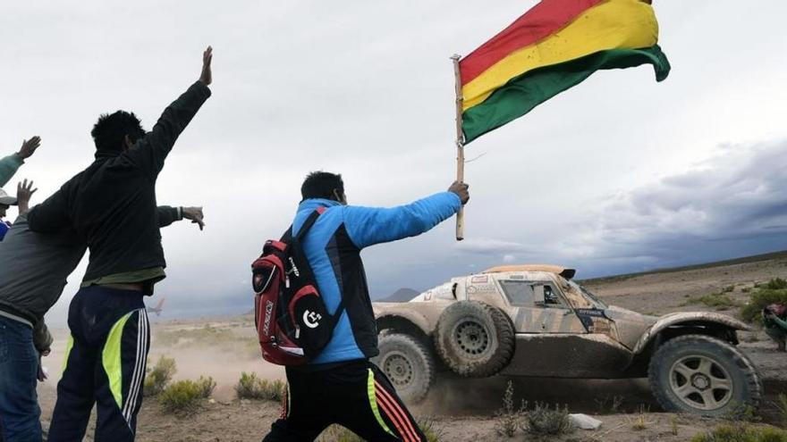 El Dakar transportará 300.000 litros de agua a Bolivia