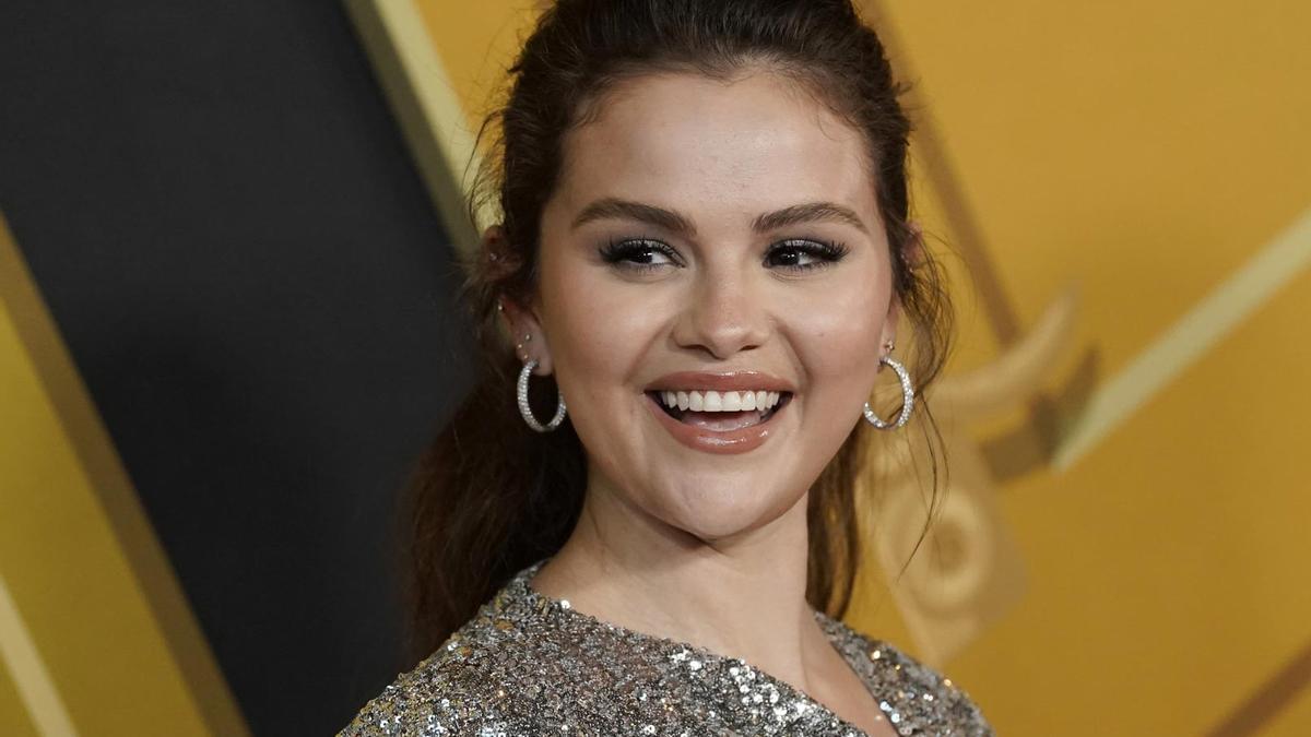 Solo 'barrigas reales' en el edificio: la reivindicación en TikTok de Selena Gomez