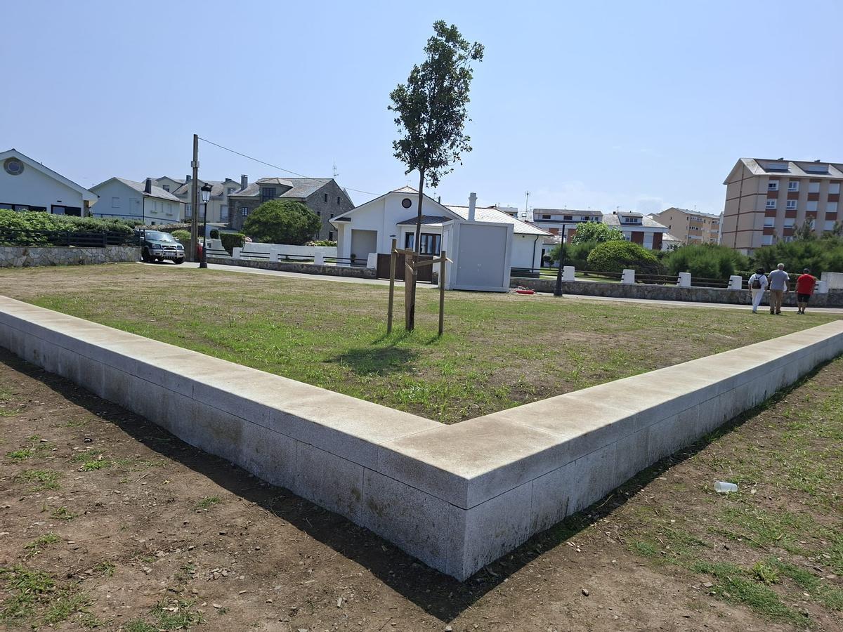 En imágenes: Así ha quedado el paseo de La Guardia, en Tapia