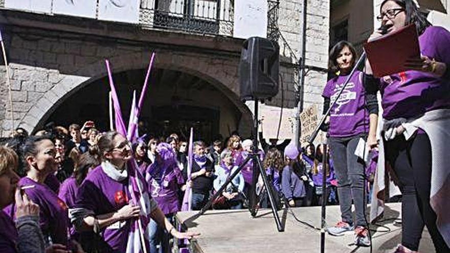 Una imatge d&#039;una de les manifestacions de l&#039;any passat amb motiu de la vaga pel Dia de la Dona.