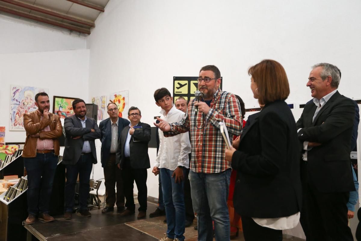 Presentación '12 plumas negras'