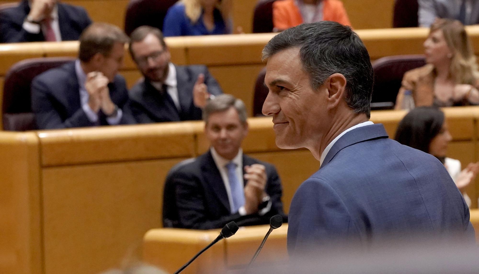 El cara a cara entre Sánchez y Feijóo en el Senado, en imágenes