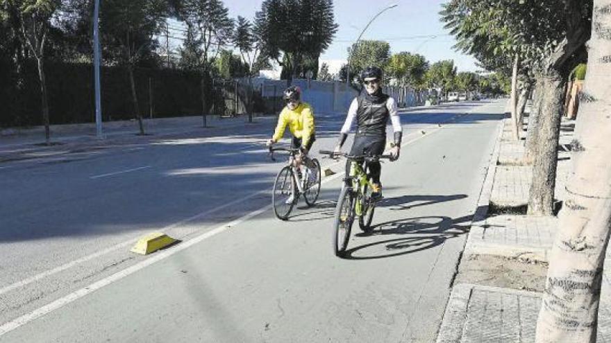 Vila-real reforzará la seguridad del carril bici de la calle Ermita