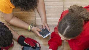 Contra la pandèmia digital infantil