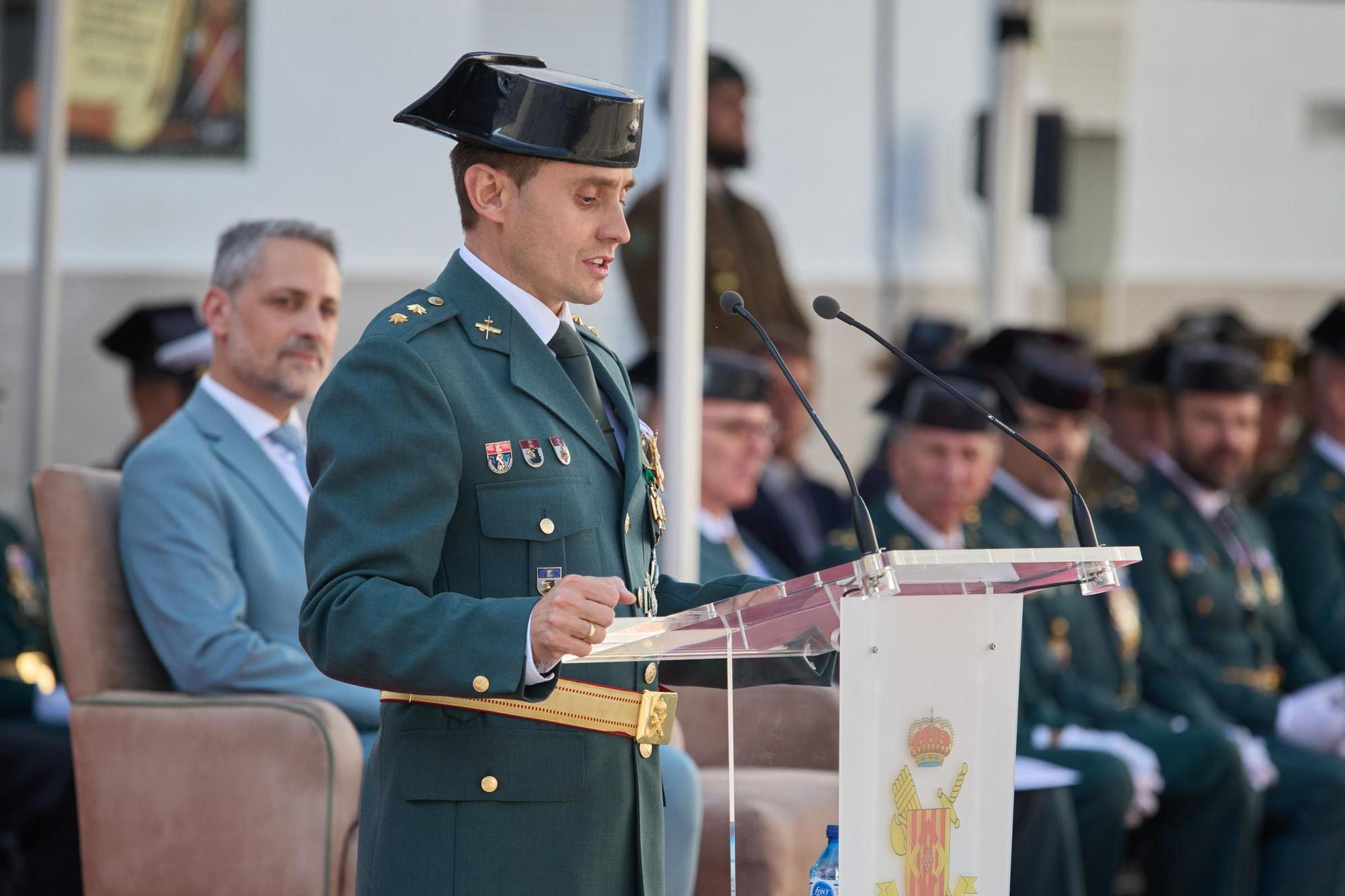 Imatges de la Guàrdia Civil celebrant la seva patrona a Girona