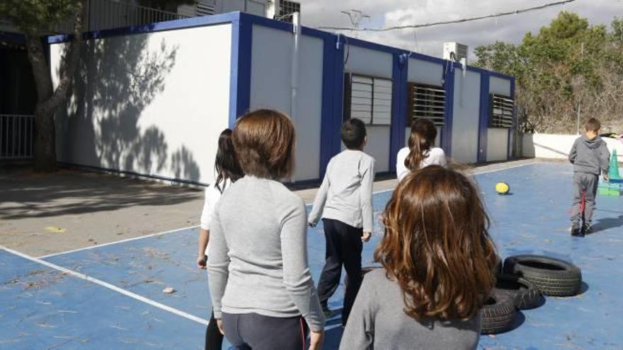 El último temporal anegó las aulas prefabricadas y quedan muchos desperfectos.