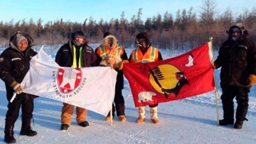 Oleada de intentos de suicidio en una comunidad indígena canadiense