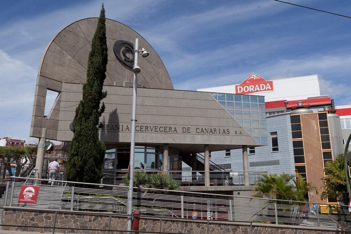 Imagen de la fábrica de cerveza Dorada, en Santa Cruz de Tenerife (Tenerife).