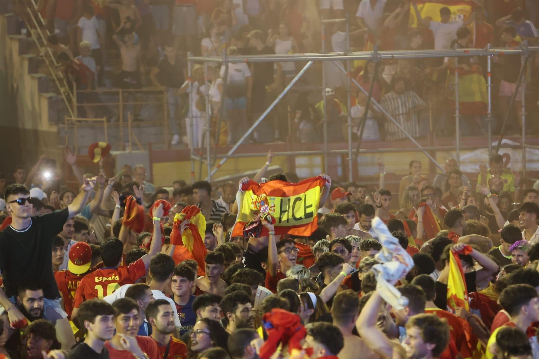 España gana la Eurocopa: Los alicantinos celebran la final de la Eurocopa
