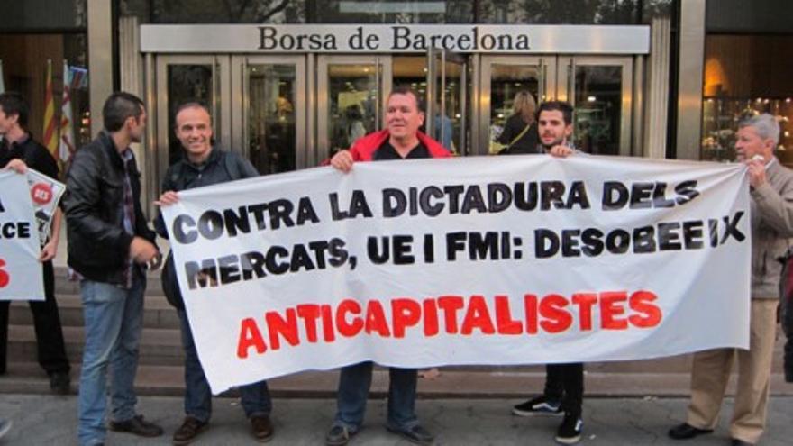 Anticapitalistas irrumpen en la Bolsa de Barcelona