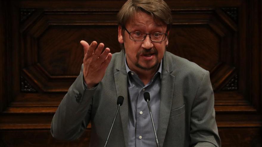 Domènech: «Governarà per a tot el país o tan sols per a una part?»