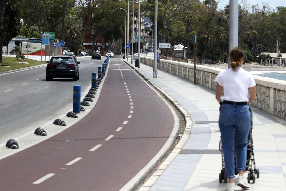 Este lunes ha tenido que reabrirse al tráfico rodado el paseo marítimo Pablo Ruiz Picasso, a pesar de que la pasada semana el Ayuntamiento de Málaga decretaba su cierre durante el tiempo que se mantuviese el estado de alarma.