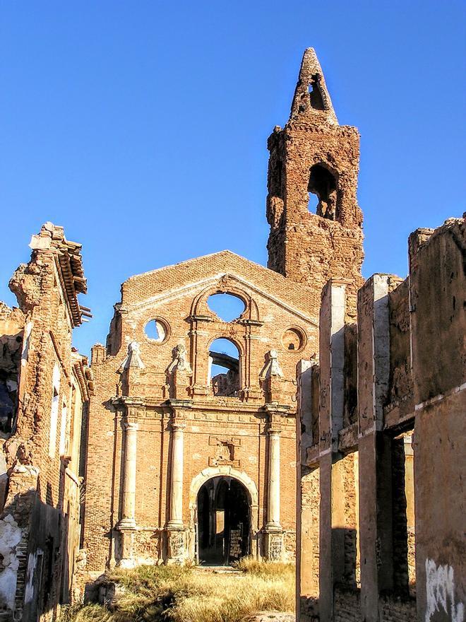 Ruinas de la iglesia de San Martín, Casco Antiguo de Belchite.