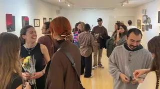 La exposición "No podrán quemar nuestros recuerdos" rescata el recuerdo del paisaje calcinado en Sanabria