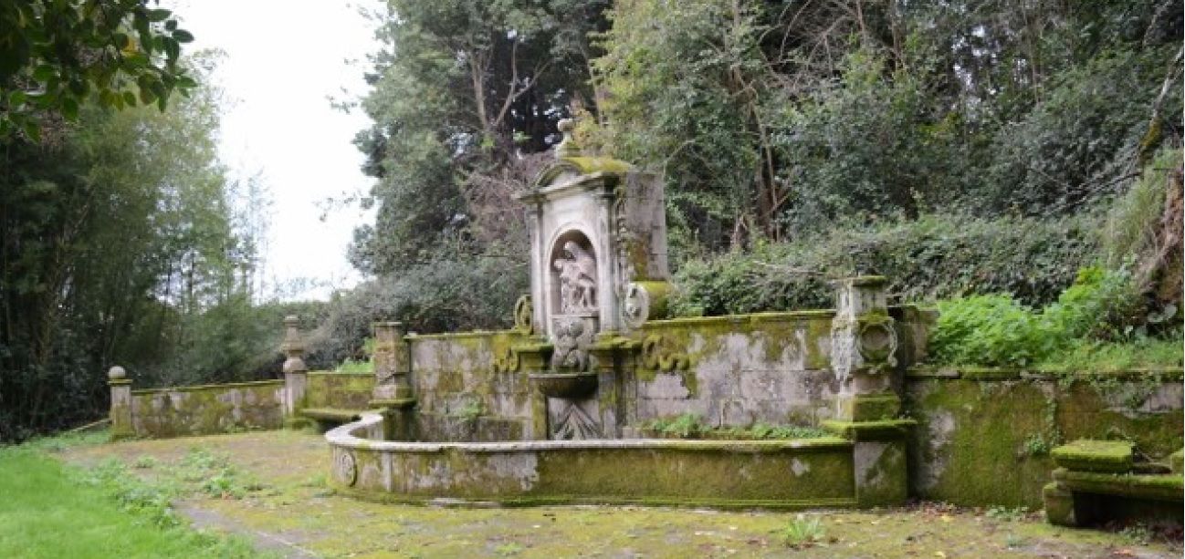 Escultura de la Piedad.jpg