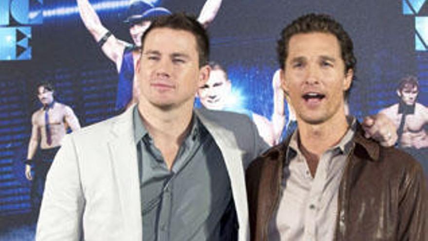 El actor Channing Tatum junto a Matthew McConaughey.