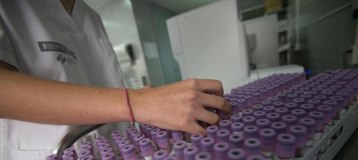 Laboratorio de análisis en un hospital de la provincia, en imagen de archivo