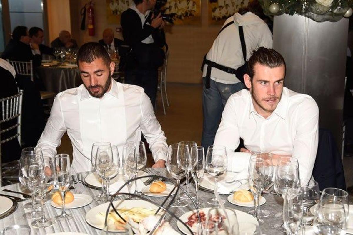 Benzemá y Bale, en la comida de Navidad del Real Madrid 2015