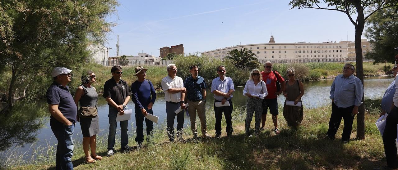 Ribó y Campillo han visitado esta zona de Natzaret junto a los representantes vecinales.