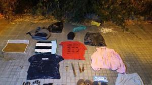 Imagen de la ropa que llevarían los sospechosos para vigilar y luego robar
