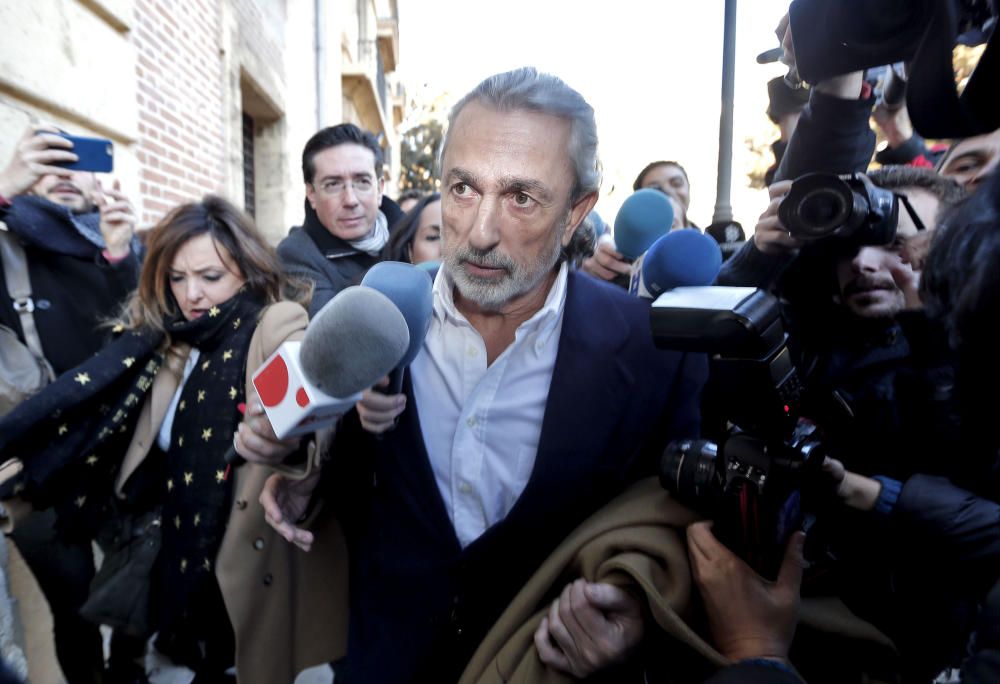 Francisco Correa, esta mañana, al llegar al tribunal.