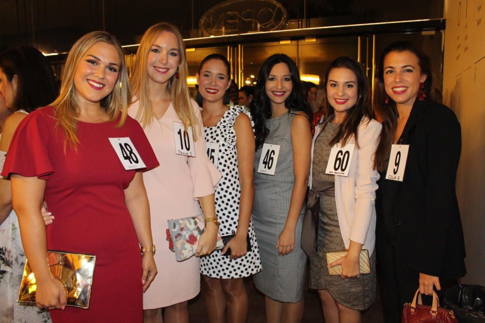 Las candidatas a fallera mayor de València visitan el concurso de teatro fallero