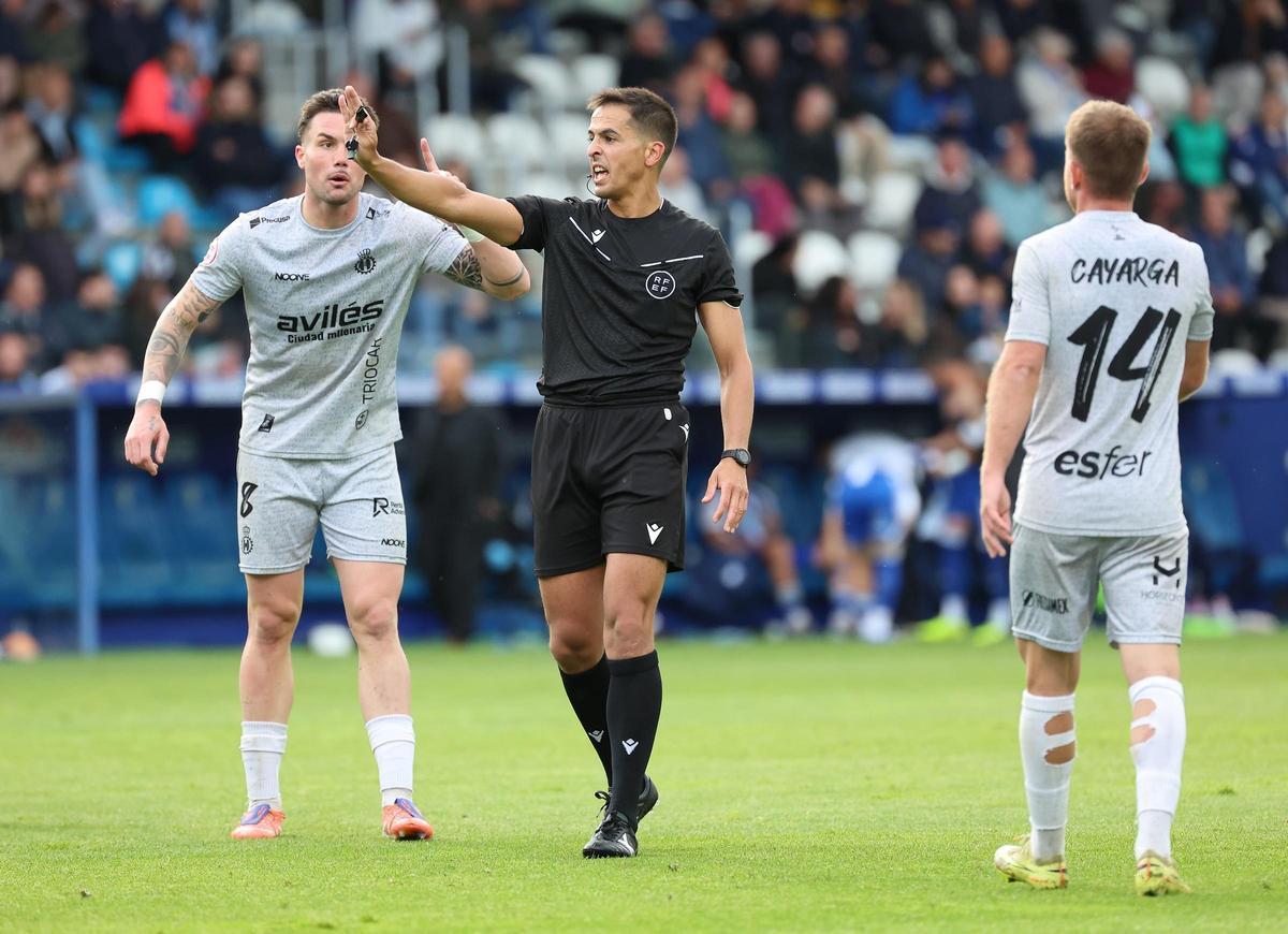 Las imágenes de la derrota del Avilés ante la Ponferradina