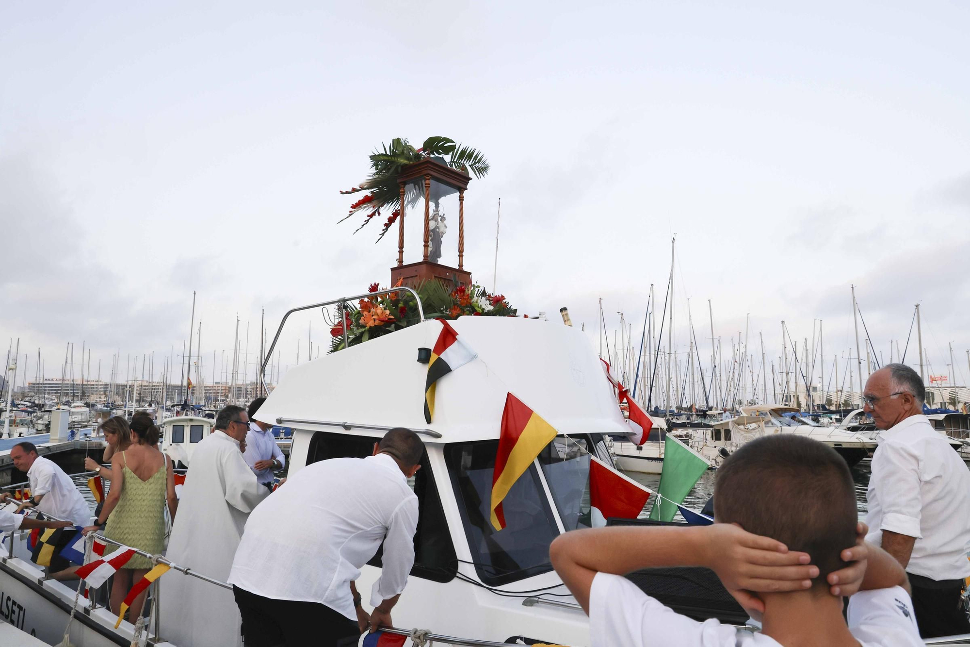 Así ha celebrado el Real Club de Regatas de Alicante la procesión de la Virgen del Carmen