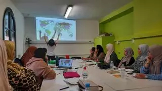 Impulsen una formació per a dones referents comunitàries de l'Alt Empordà