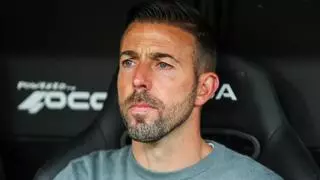 Luis García: "Nos dejaremos más que la vida por esa UD Las Palmas reconocible por estilo y cantera"