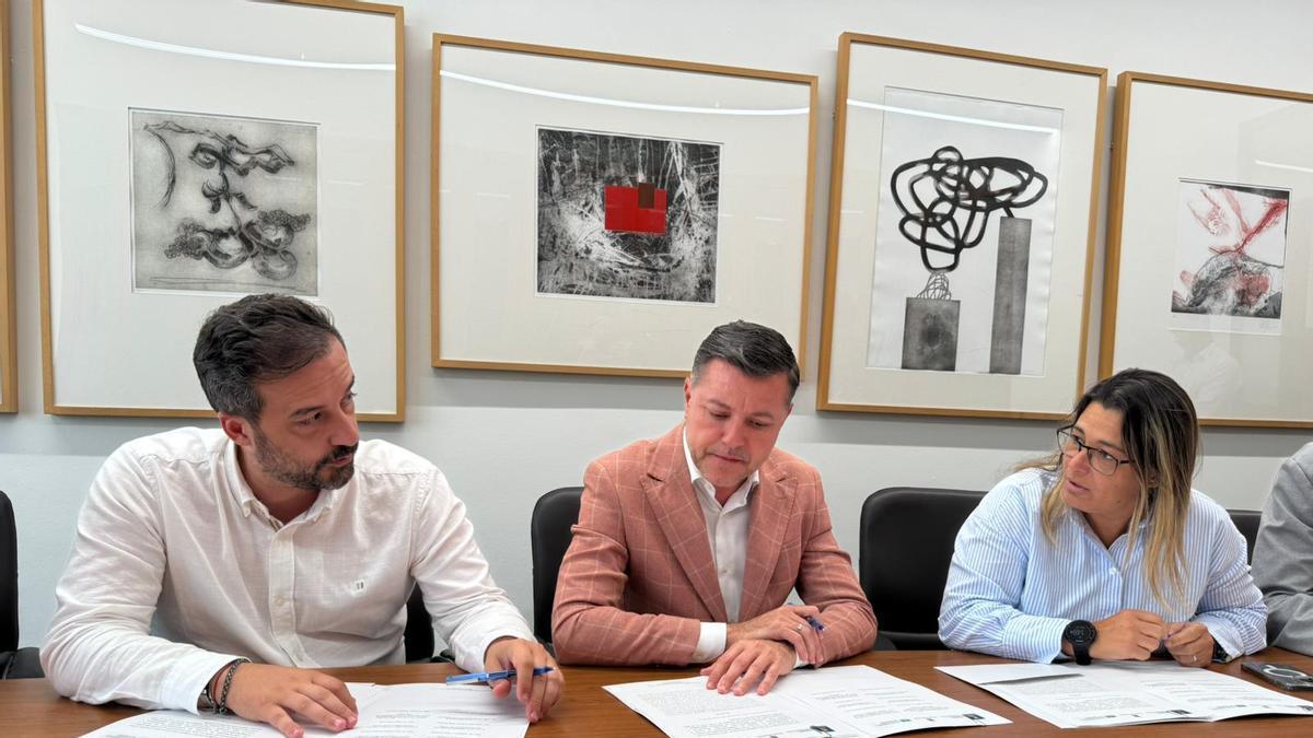 Juan Antonio Peña, Teodoro Sosa y Vanesa Martín.
