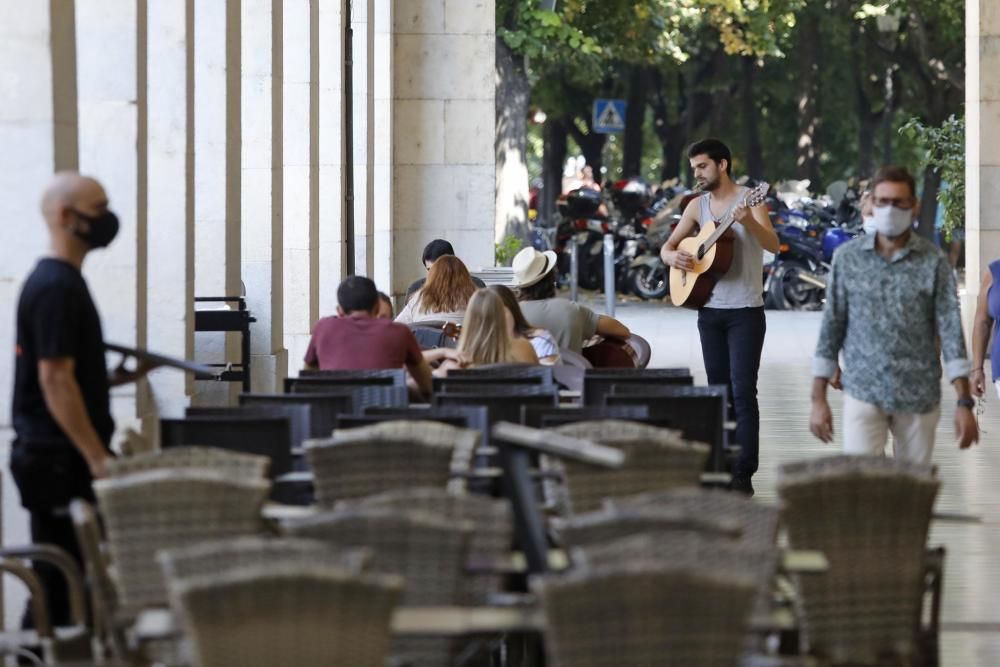 Arrenquen les restriccions per frenar la propagació del coronavirus a Girona i Salt