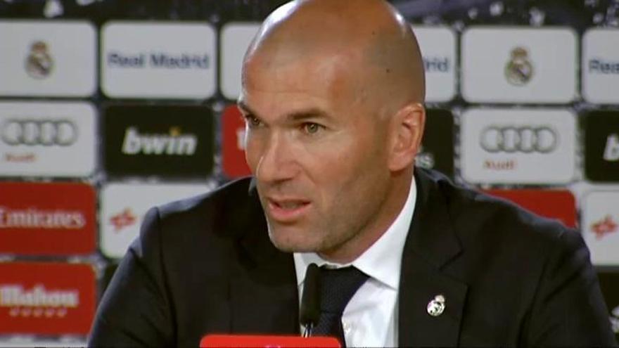 Zidane cree en la remontada ante el Wolfsburgo tras golear al Éibar