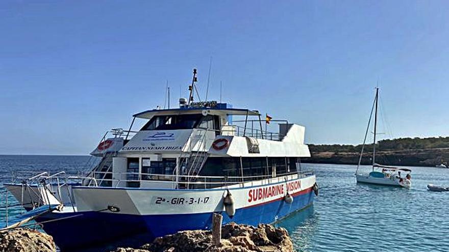 Excursiones en Ibiza: El ‘Capitán Nemo’ vuelve a es Vedrà