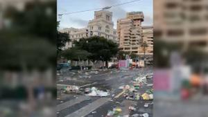 Zafarrancho de limpieza en Santa Cruz de Tenerife tras el Carnaval