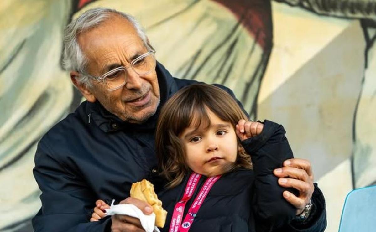 Mauri es un pequeño que padece la enfermedad de Alexander.