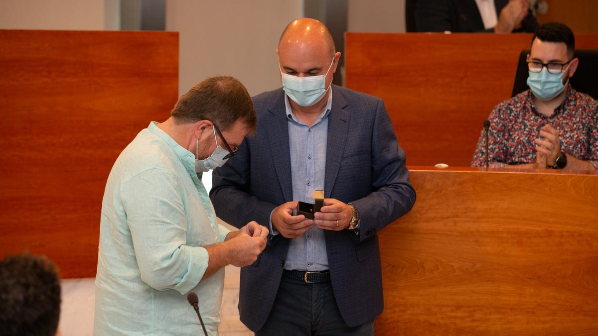 El conseller David Álvarez Cayuela con el presidente del Consell de Ibiza Vicent Marí