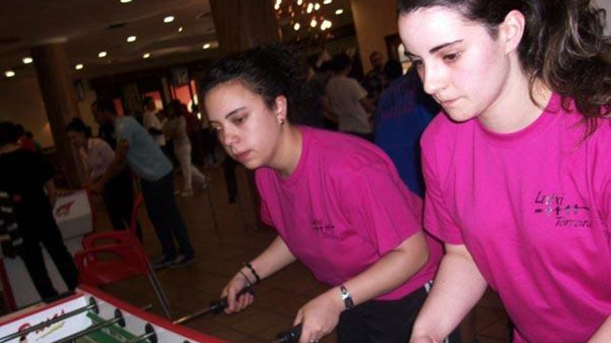 Sandra Diéguez, &#039;Torreira&#039;, y Lucía González, &#039;Lutxi&#039;, durante el último Gallego disputado en O Rosal