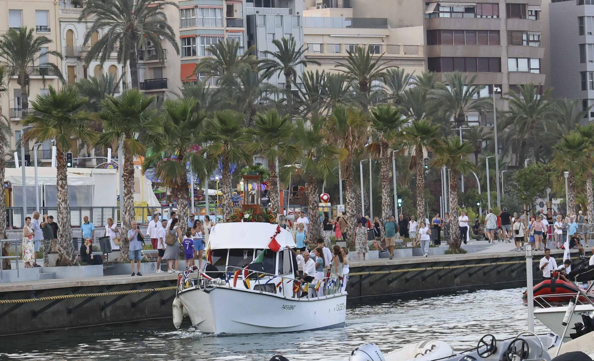 Así ha celebrado el Real Club de Regatas de Alicante la procesión de la Virgen del Carmen